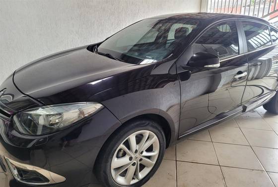 RENAULT FLUENCE 2.0 PRIVILÉGE 16V FLEX 4P AUTOMÁTICO RENAULT FLUENCE 2.0 PRIVILÉGE 16V FLEX 4P AUTOMÁTICO